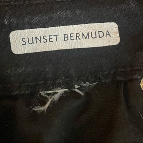 Seven7 Black Jean Shorts Classic Style - Picture 6 of 7